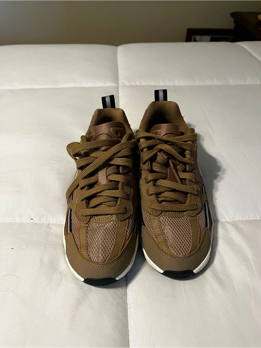 Nike Jam Dark Driftwood Womens Sneakers Size 6.5